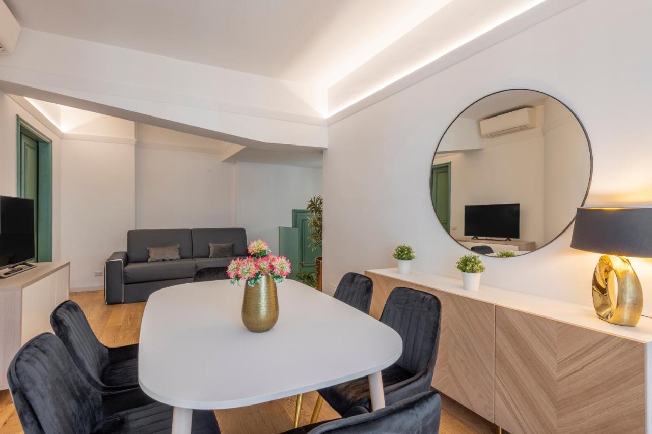 Royal - Centro Duomo Appartement Milaan