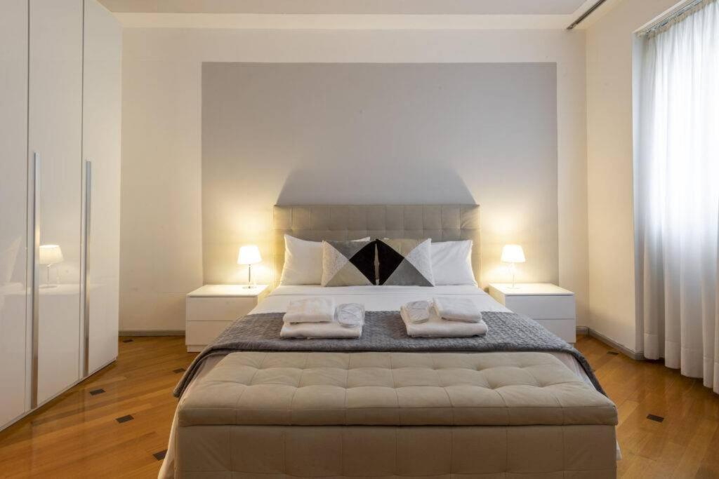 Royal - Centro Duomo Apartment *